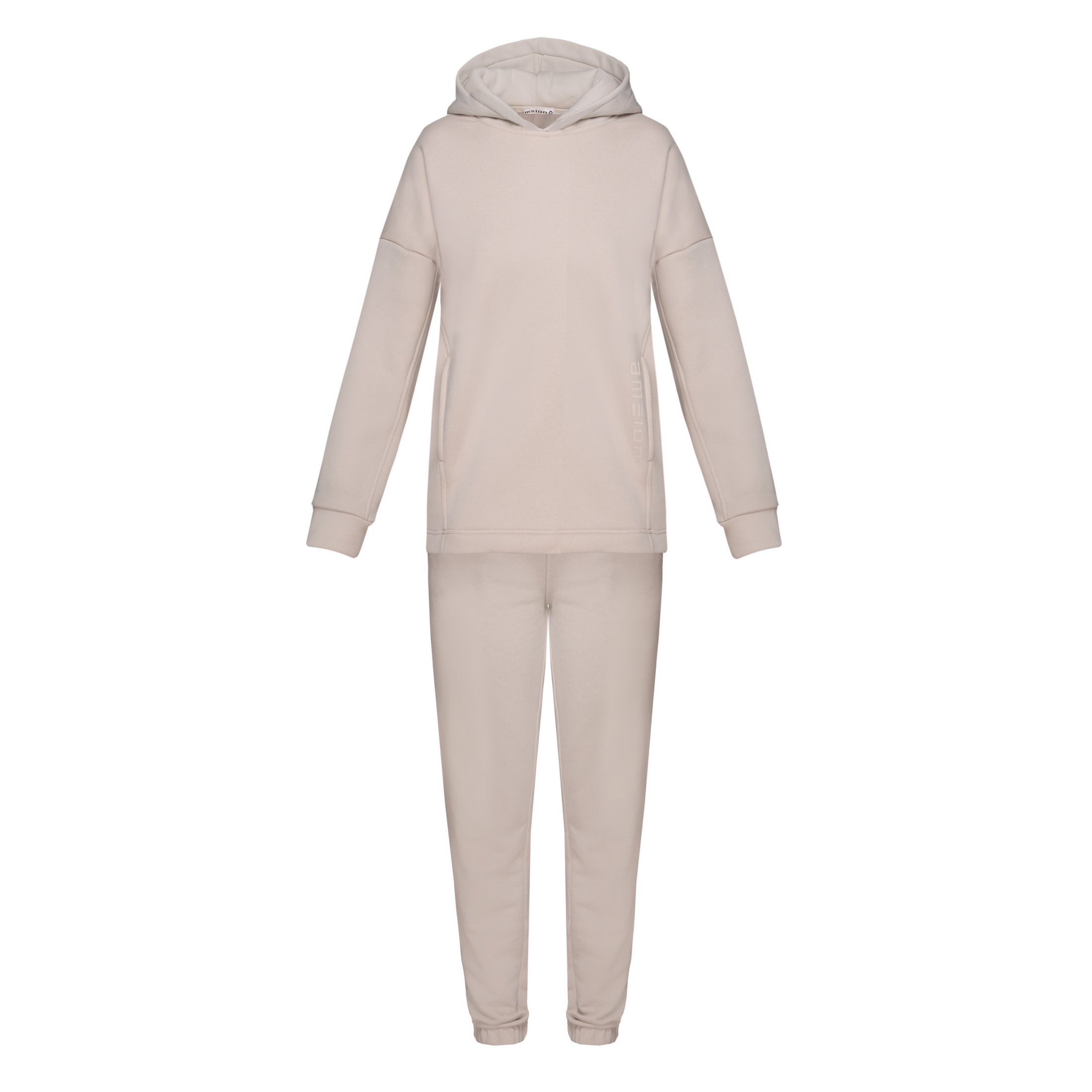 Casual sport suit in milky color